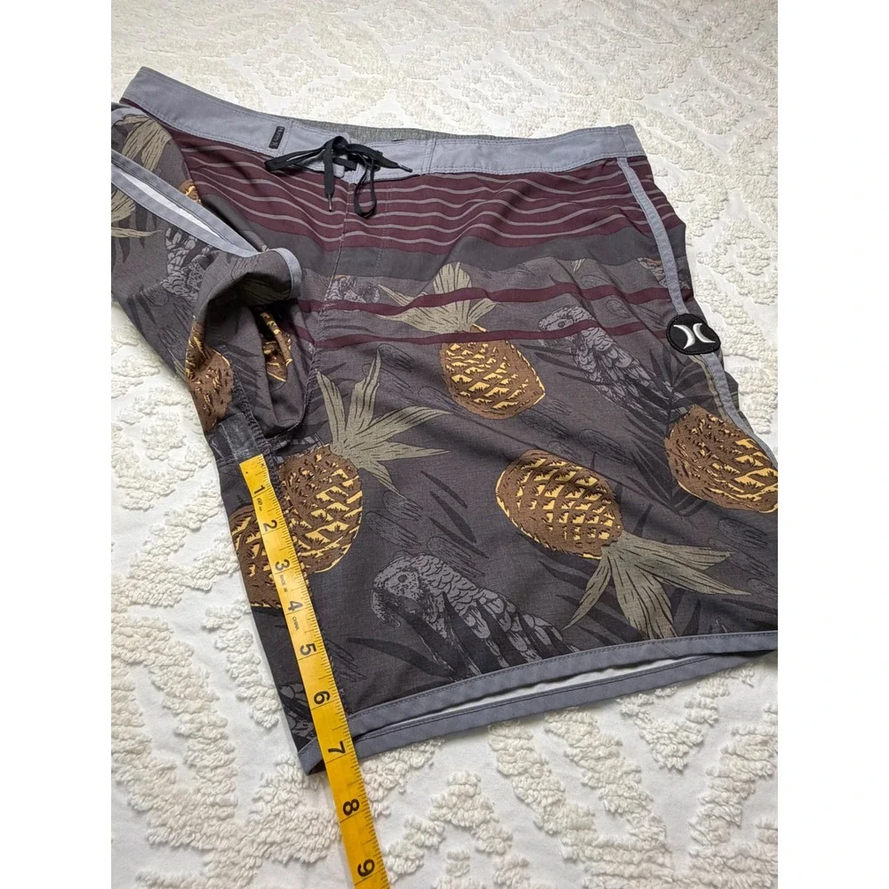 Hurley phantom gray